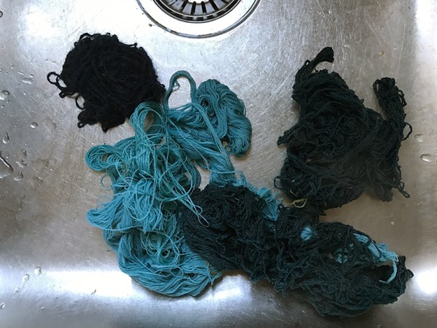 yarns-in-sink-steaming